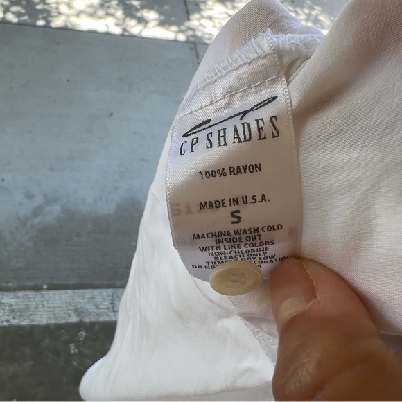 NWT CP Shades Malia - White Button Down Rayon Top - Small - Picture 7 of 7